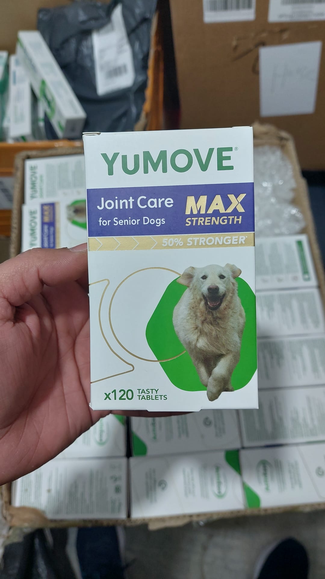 YuMOVE Senior MAX Strength Joint Supplement for Dogs – 120 Tasty Bites for Mobility & Joint Support
