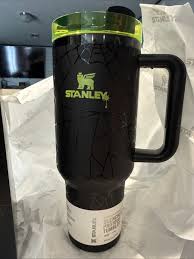 Stanley Halloween Web Glow H2.0 40oz Tumbler Limited Edition – Glow-in-the-Dark Insulated Travel Cup (Brand New, Fast Shipping)