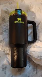 Stanley Halloween Web Glow H2.0 40oz Tumbler Limited Edition – Glow-in-the-Dark Insulated Travel Cup (Brand New, Fast Shipping)