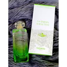 HERMÈS Un Jardin Sur Le Toit Eau de Toilette for Women & Men – Fresh Green Fruity Floral Fragrance 100ml