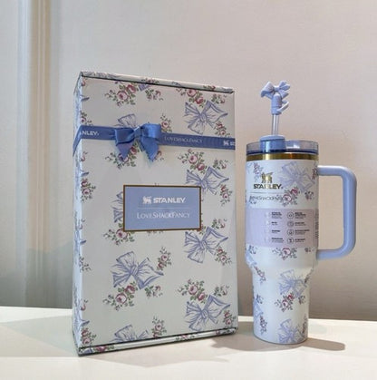 Stanley x LoveShackFancy 40oz Quencher H2.0 FlowState™ Tumbler – Blue Bow Beaux Limited Edition